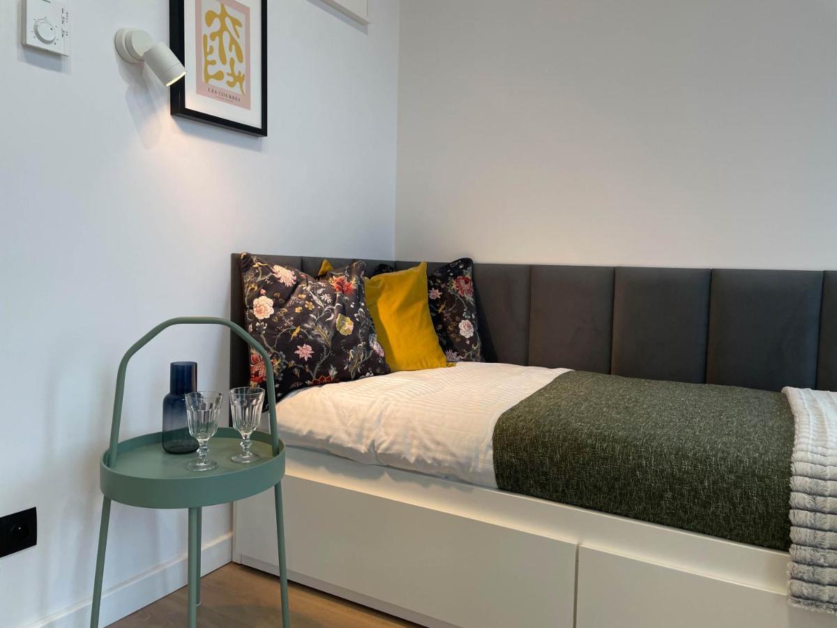 Oui Oui Apartment ワルシャワ エクステリア 写真